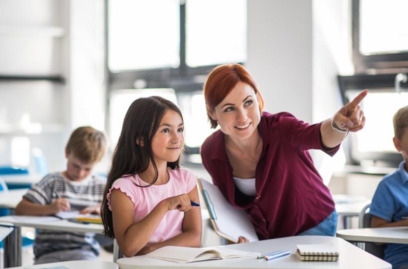 Como os professores impactam no crescimento socioemocional infantil