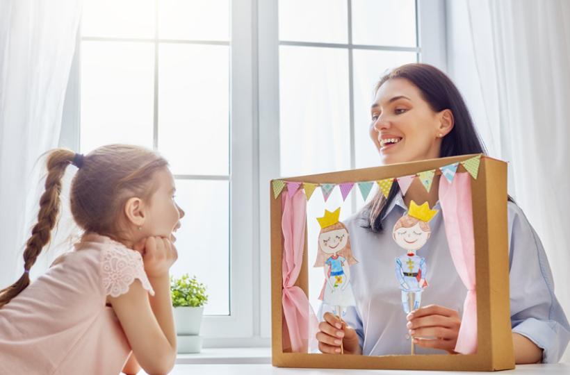 Como histórias com fantoches podem estimular o desenvolvimento infantil?