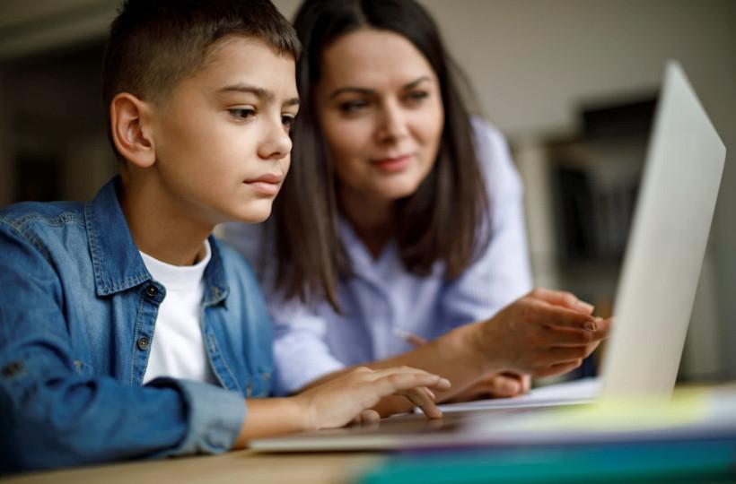 Como proteger seus filhos dos perigos da internet?