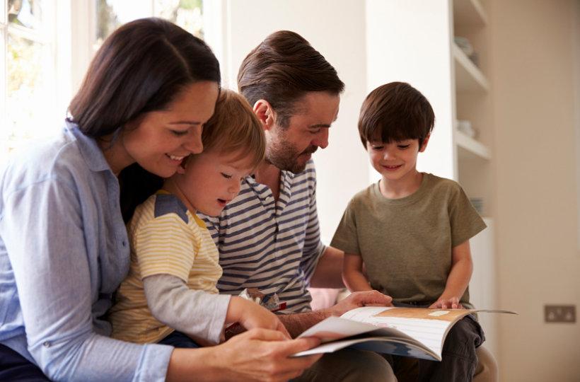 Contação de histórias: criando memórias inesquecíveis com seus filhos